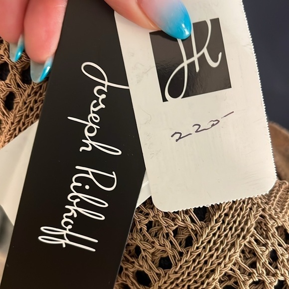 Joseph Ribkoff Tiger’s Eye Knit Top & Cami NWT Perforated Design Size Small - Picture 8 of 12